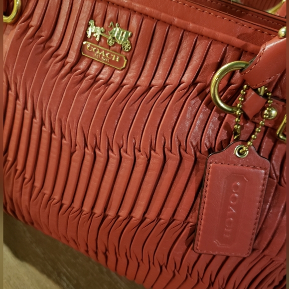 NEW! Coach Madison Gathered Leather Sophia Satchel – Vermillion Red - Picture 2 of 9